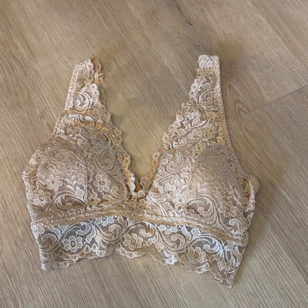 Smart & Sexy Lace Bralette in Cream